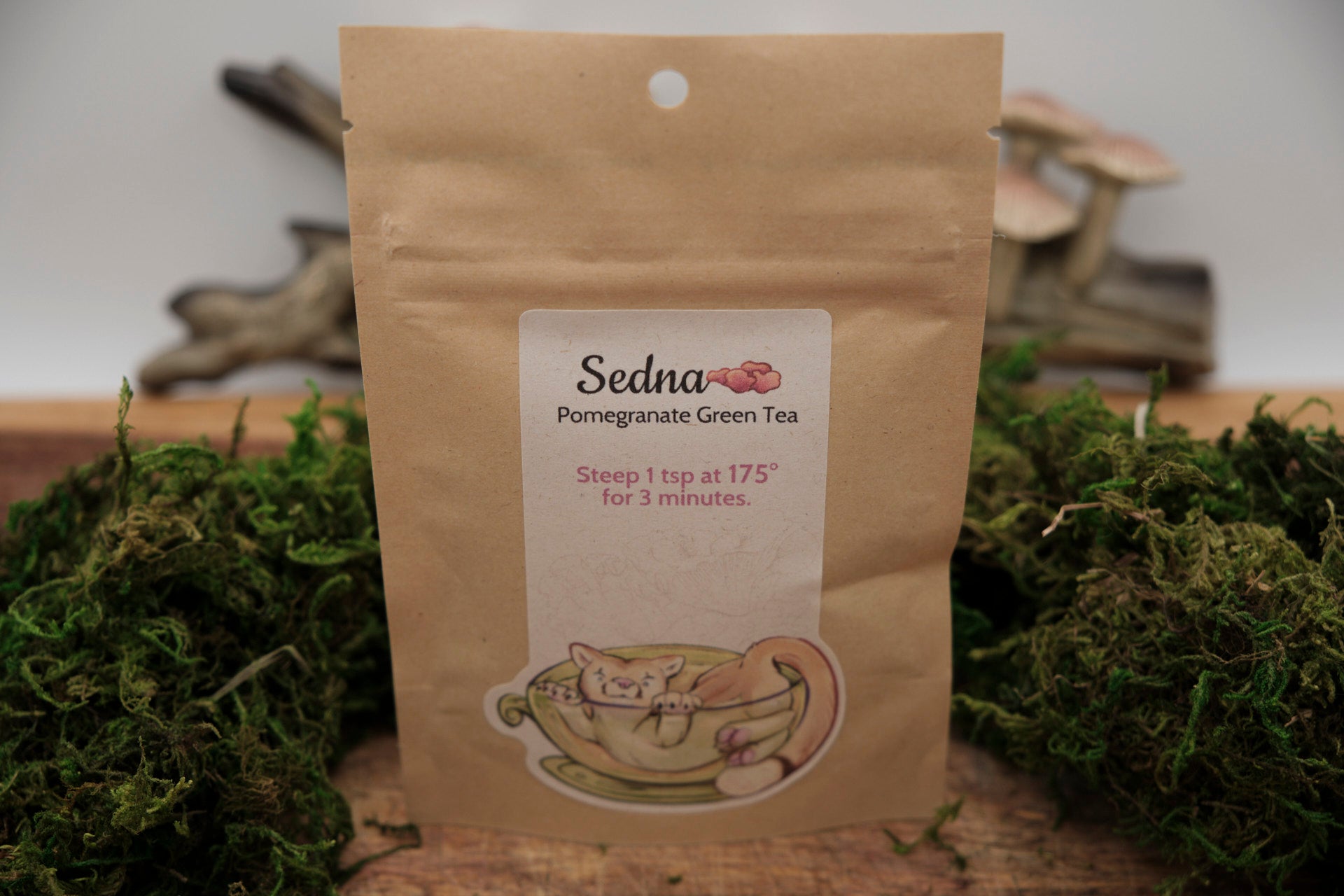 Sedna's Pomegranate Green Loose Leaf Tea